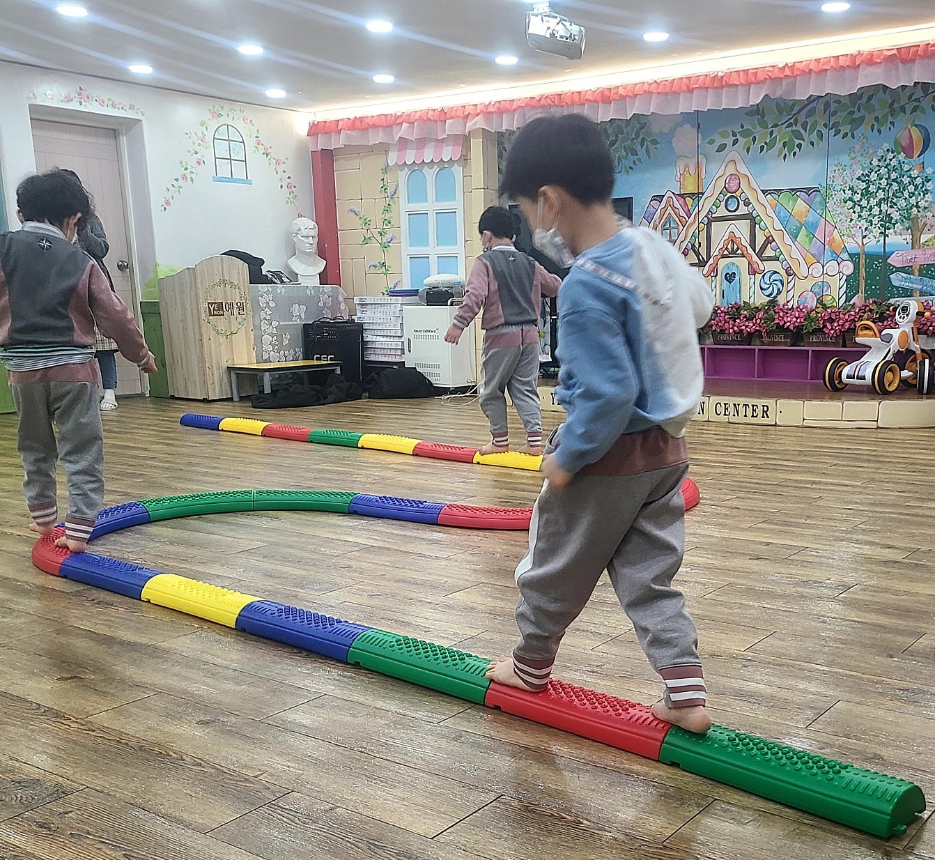 KakaoTalk_20220401_183752952_03.jpg